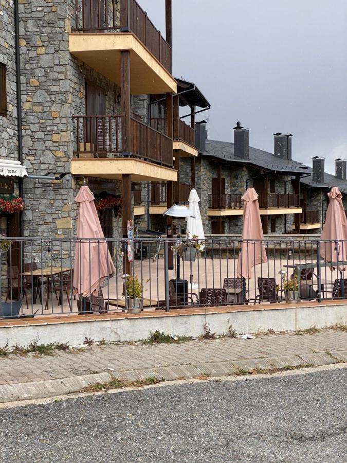 Panoramic Residencia Pista Llarga Apartment Алп Екстериор снимка